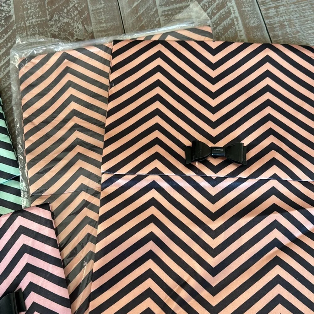 MAC Chevron Christmas Collection Gift bags